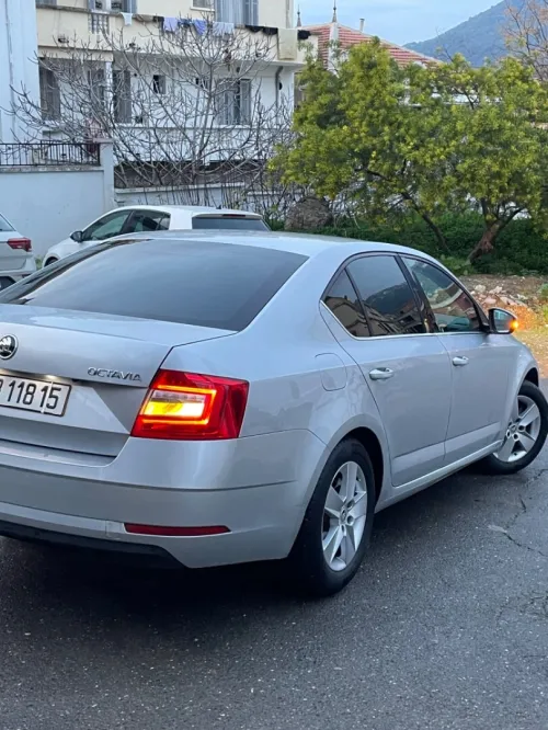 Skoda Octavia 2018 Ambition