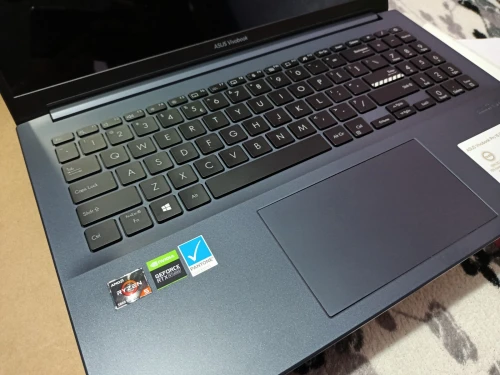 LAPTOP ASUS Vivobook Pro 15 OLED | AMD Ryzen 5 5600H | NVIDIA RTX 3050 | 15,6 " OLED | 8GB 512 SSD