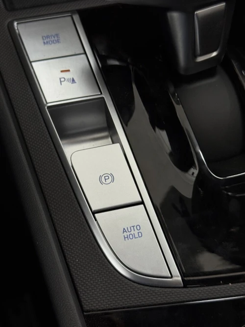 Hyundai Elantra 2025 GLX