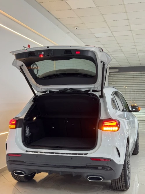 Mercedes GLA 200 2025 