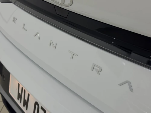Hyundai Elantra 2025 GLX