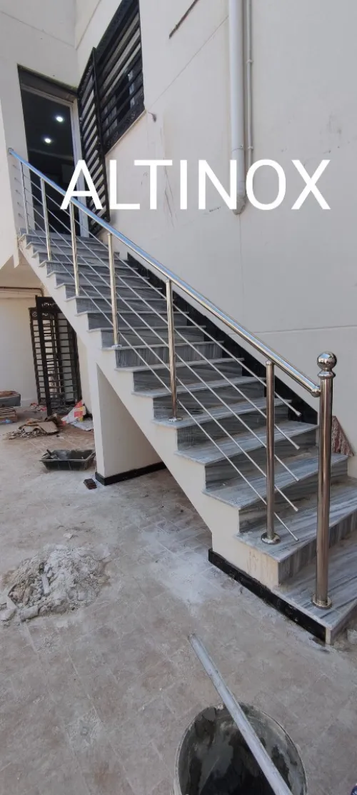 Rampe d'escalier en inox