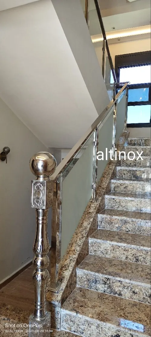 Rampe d'escalier en inox