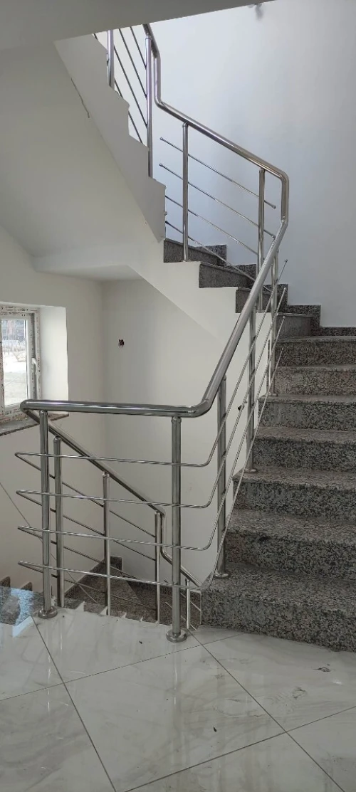 Rampe d'escalier en inox