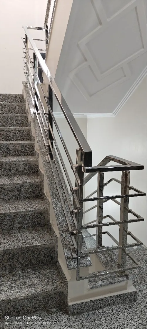 Rampe d'escalier en inox