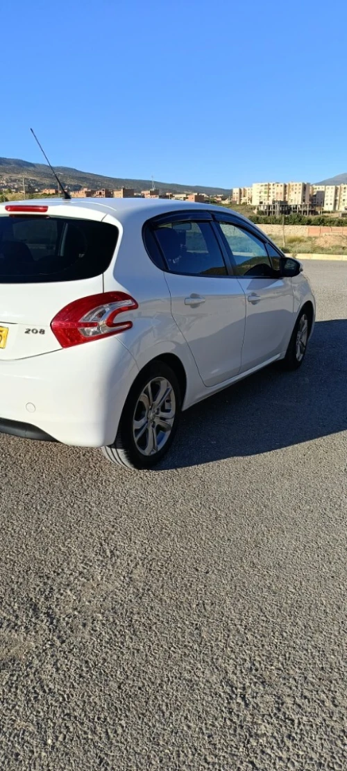 Peugeot 208 2014 Allure