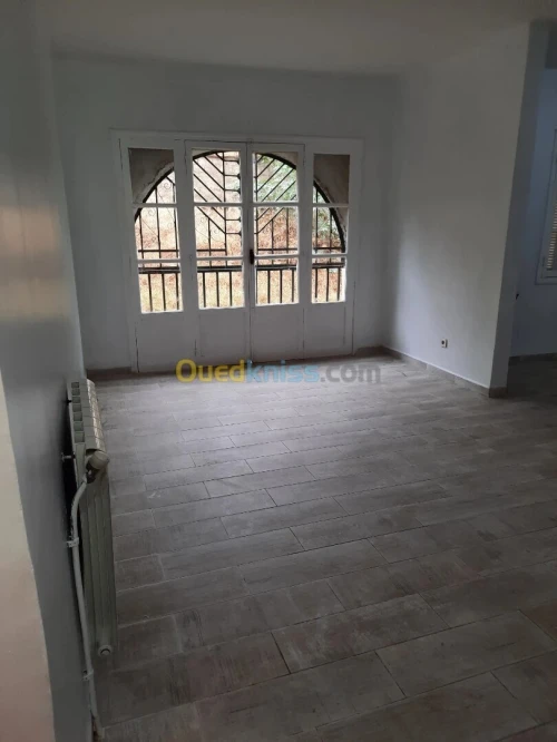 Location Appartement F4 Alger Kouba