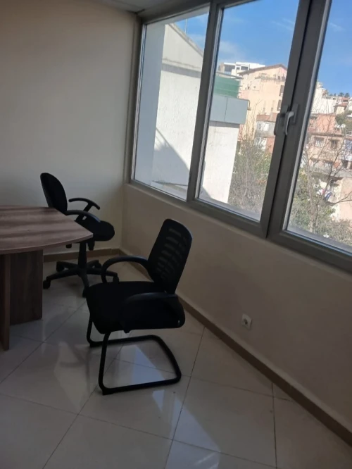 Location Appartement F4 Alger Hydra