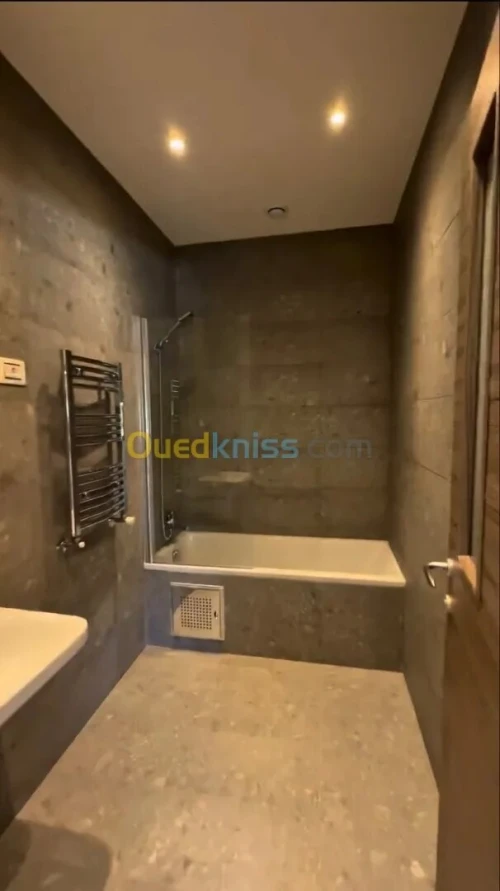Location Appartement F4 Alger El achour