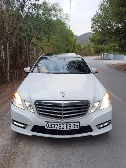 Mercedes Classe E 2013 AVANTGARDE Pack AMG