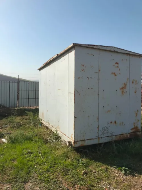 A VENDRE (05) Postes transformateurs mobiles 400 kVA UTEC avec cabine métallique et 3 cellules 30 kV