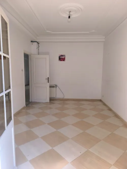 Location Appartement Niveau de villa F3 Alger Dely brahim