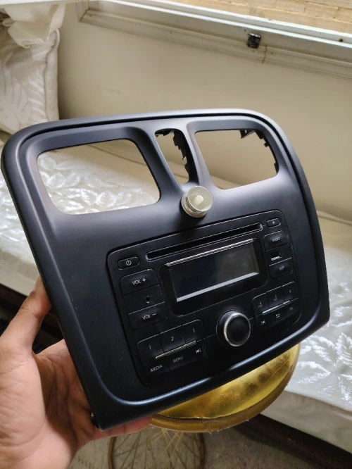 Poste radio original renault Symbol avec suport