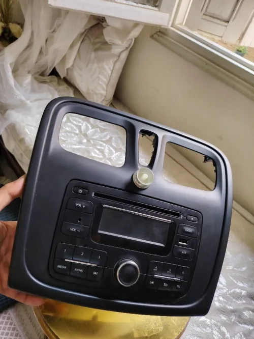 Poste radio original renault Symbol avec suport