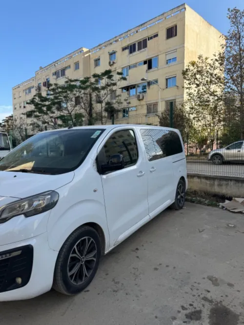 Peugeot Expert 2022