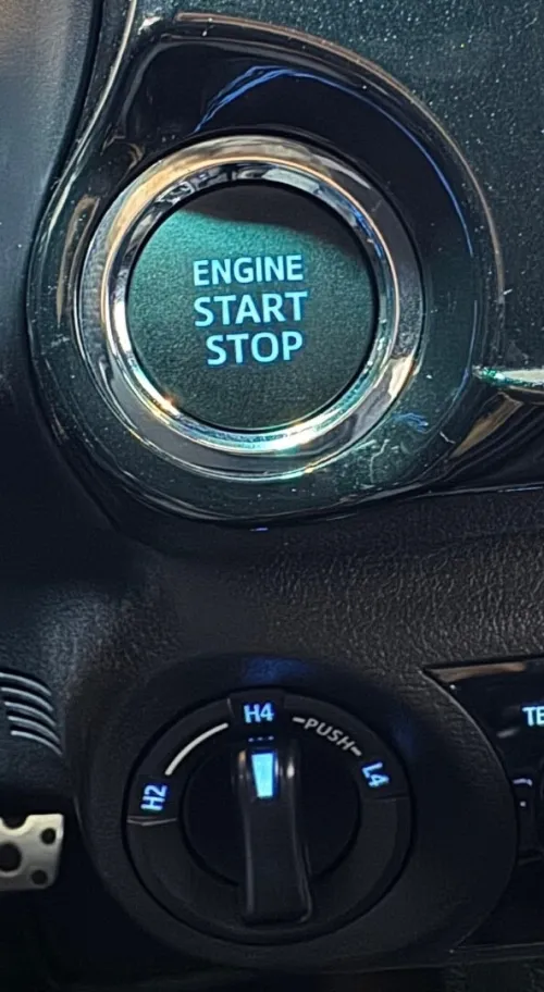 Toyota HILUX 2026 GR full options