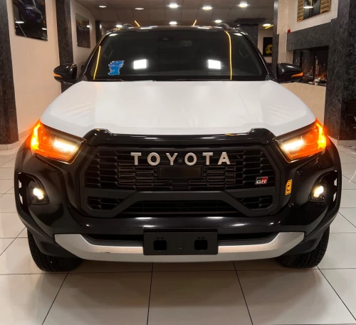 Toyota HILUX 2025 GR FULL OPTIONS