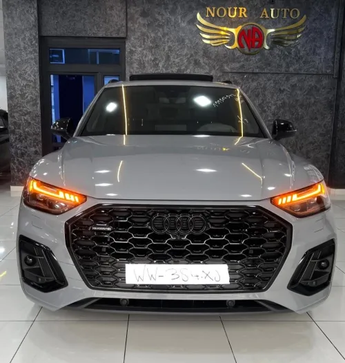 Audi Q5 2025 S-line full options