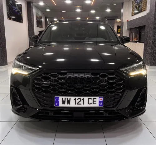 Audi Q3 2025 S-line full options