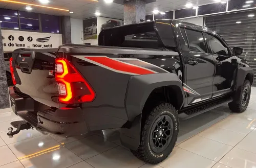 Toyota HILUX 2026 GR full options