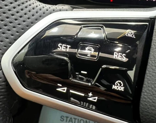 Volkswagen GOLF 8.5 2025 R-line full options