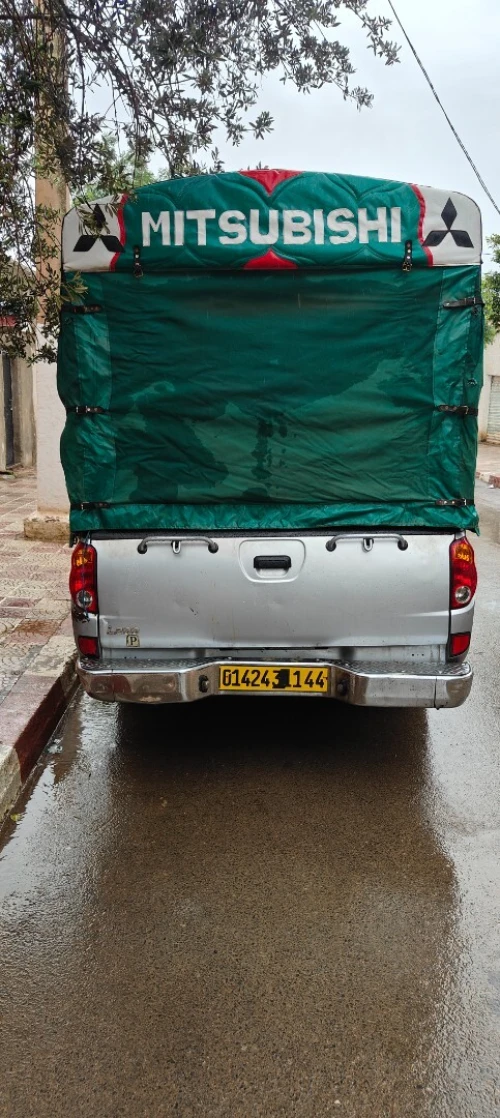 Mitsubishi L200 2011 L200