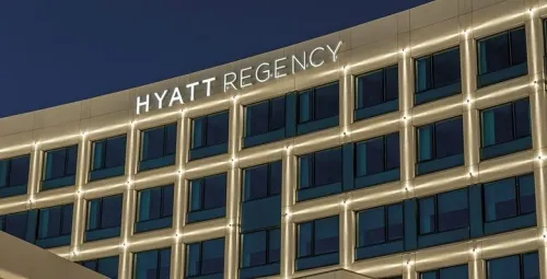 Éclairage Architectural de Façade & Mise en Lumière LED (Catégorie 04)