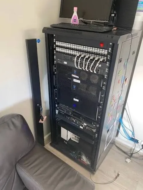 Infrastructures Télésurveillance Vidéosurveillance (Câblage, Poteaux & Armoires)