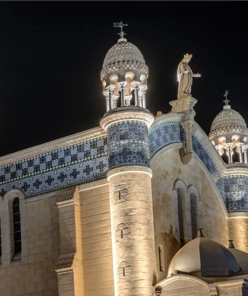 Éclairage Architectural de Façade & Mise en Lumière LED