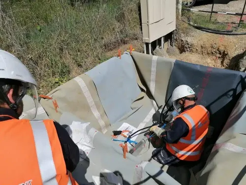 Câblage Armoires Électriques Industrielles & Panneaux de Commande
