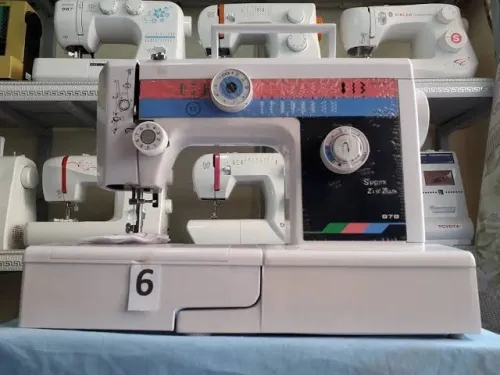 ماكنة الخياطة machine à coudre super zig zag 878 