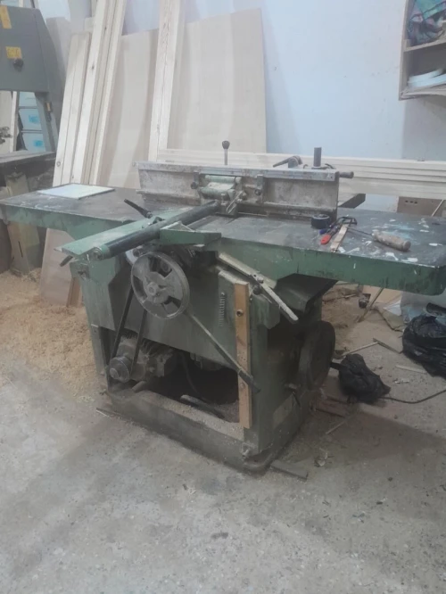 machine de menuiserie 