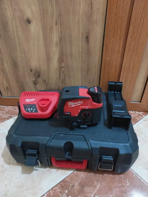 Niveau laser Milwaukee