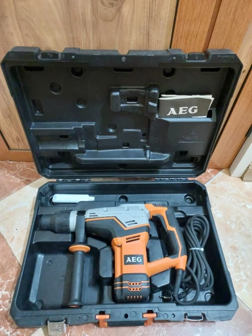 Marteau piqueur / perforateur AEG KH 5 G