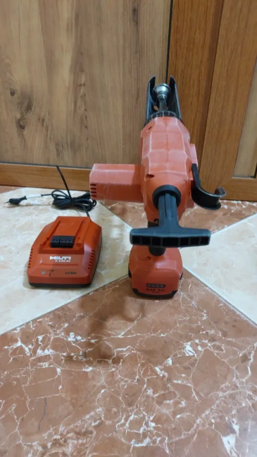 PINCE D'INJECTION DE CALFEUTRAGE SANS FIL Hilti CD 4-A22