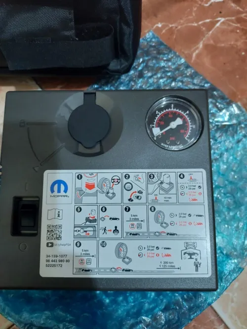 Mini compresseur pour voiture 12v (Original)