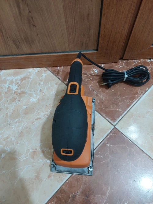 Ponceuse vibrante PRIMASTER