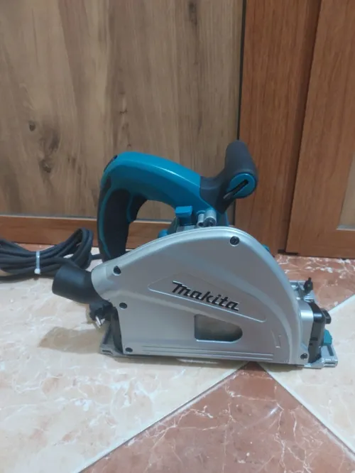 Scie plongeante makita 