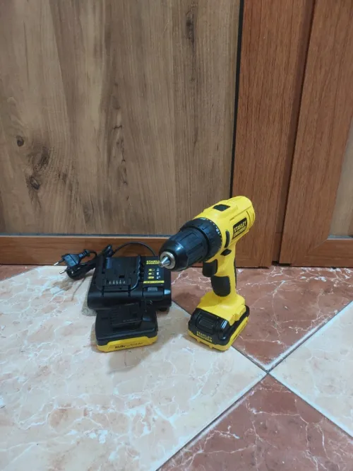 Visseuse Stanley 10.8v