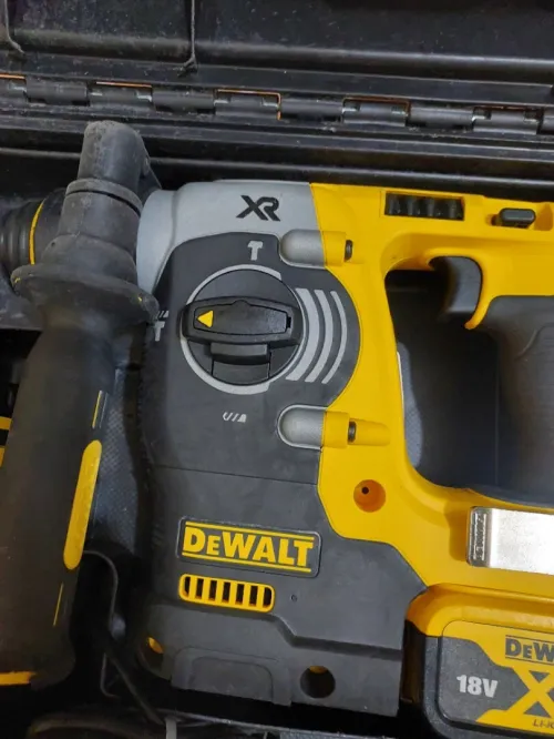 Perforateur Dewalt 18v 5Ah (BL-2021)