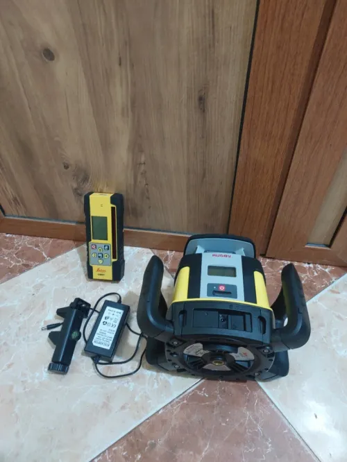 Niveau laser rotatif Leica Rugby