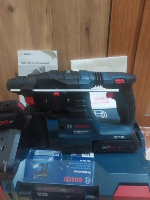 Perforateur Bosch compact 18v 4Ah PROCORE (BL-2024)