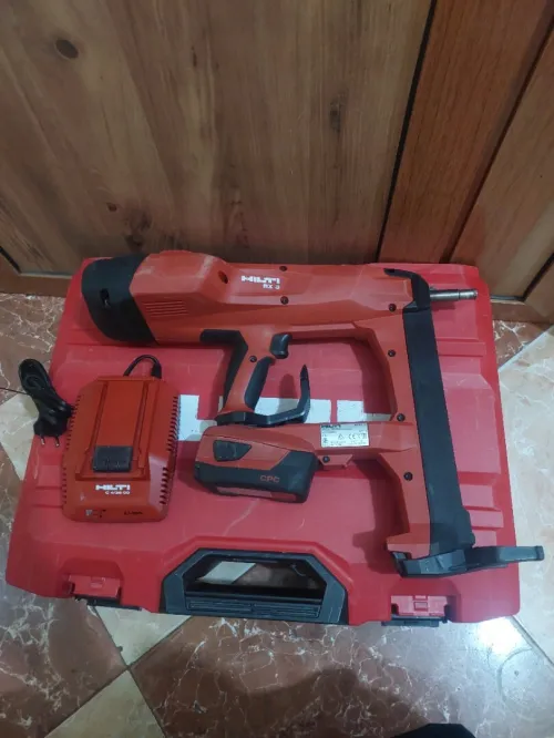Cloueure Hilti BX 3