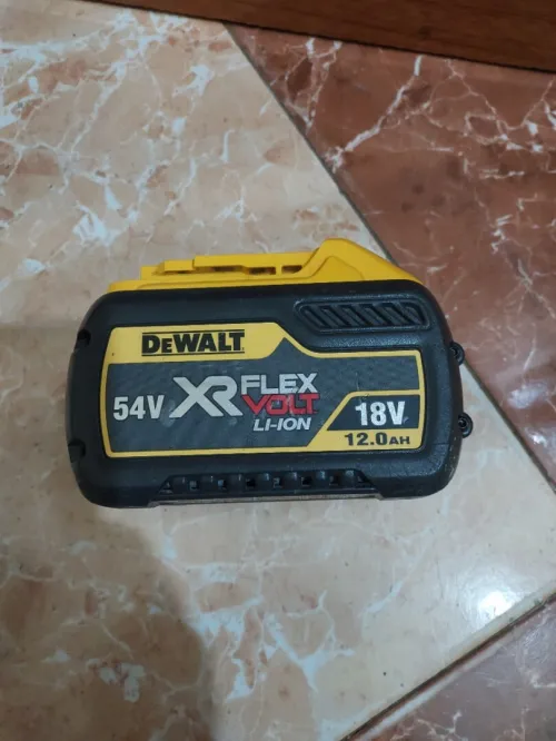 Batterie Dewalt XR FLEX VOLT 18v 54v 12Ah