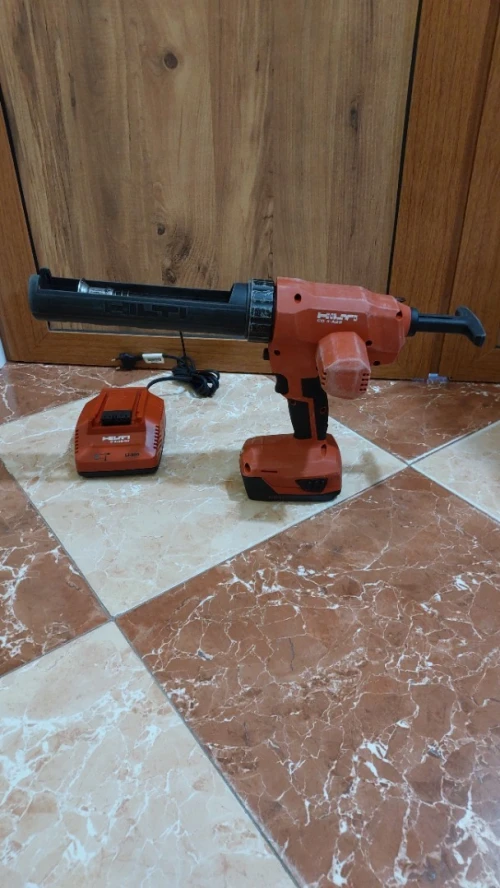 PINCE D'INJECTION DE CALFEUTRAGE SANS FIL Hilti CD 4-A22