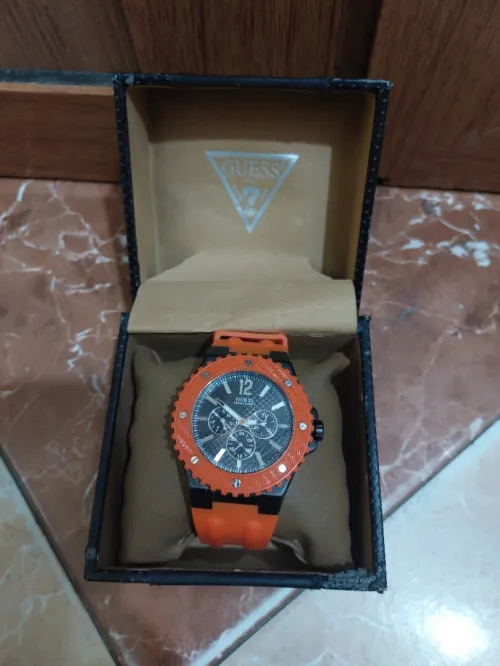 Montre Armani ,FOSSIL, GUESS