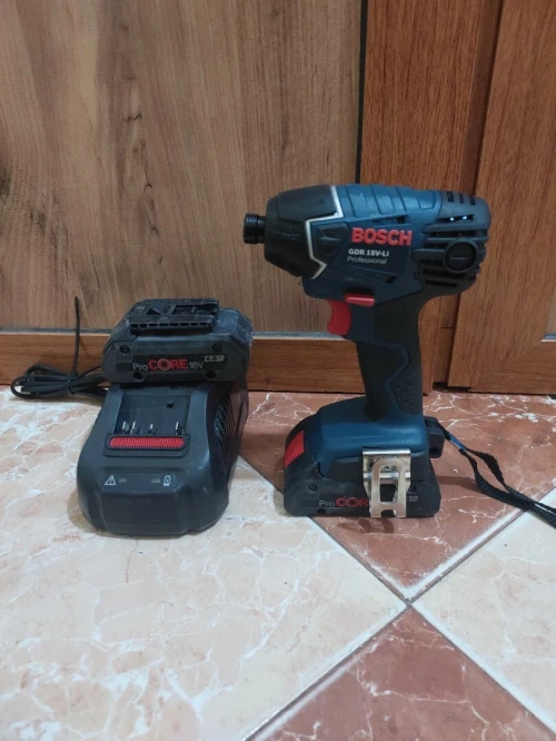 Visseuse à choc Bosch 18v 4Ah ProCore