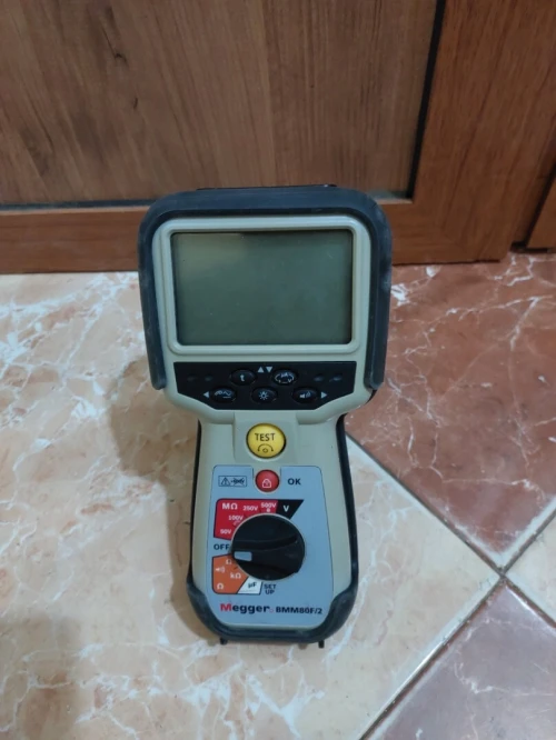 Mégohmmètre multimètre Megger BMM80F/2