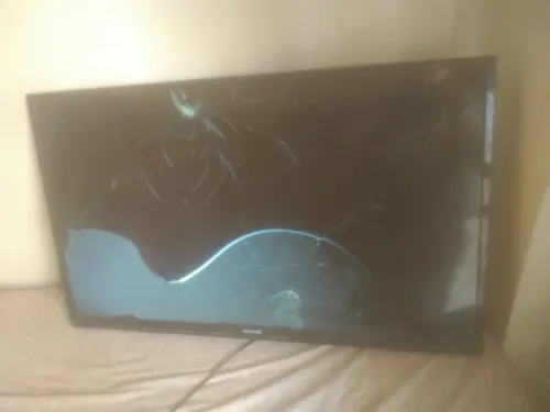 TV. Maxwell