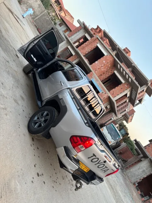Toyota Hilux 2021 LEGEND DC 4x4